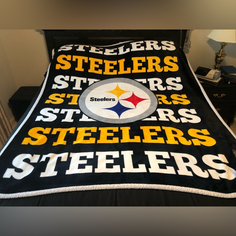 Pittsburgh Steelers Lap Blanket